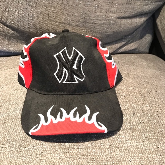 New York Yankees Baseball Hat - Picture 1 of 2